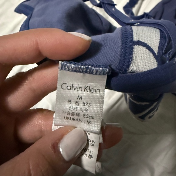 Calvin Klein Bralette - Picture 3 of 3